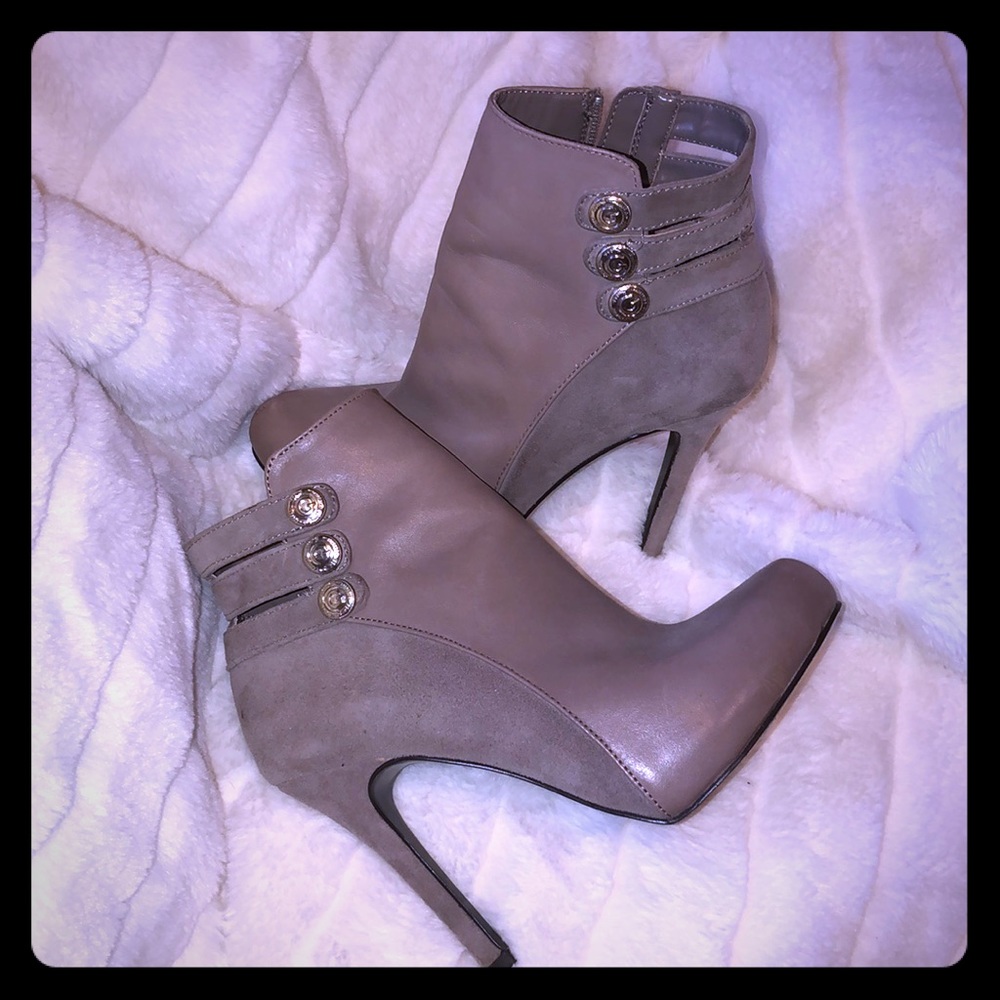 Guess grey suede booties